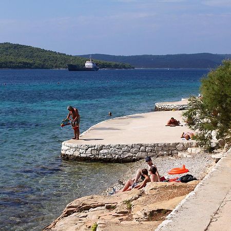 Apartments By The Sea Milna, Brac - 2962 Milna  Exterior photo